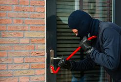 Seria włamań w Poznaniu. Sprawcy stosują ten sam motyw