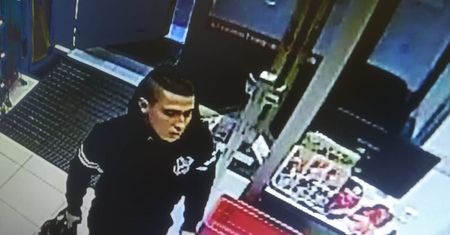 Lubelskie. Nie zauważył kamery. Odepchnął pracownicę i uciekł