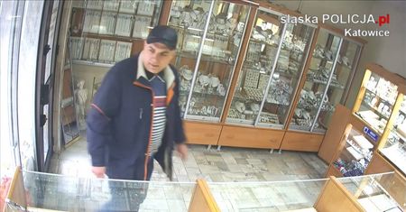 Ukradł paletę ze złotą biżuterią. Policja publikuje jego wizerunek