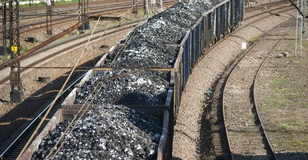 Węgiel z Rosji zalewa Polskę. Jest tani, a może być jeszcze tańszy