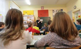 Płaca minimalna wzrośnie. ZNP pyta o zarobki w szkole