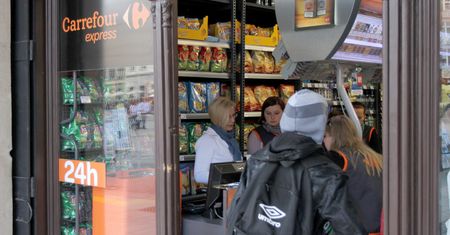 Niedziela handlowa 9 grudnia – które sklepy są otwarte?