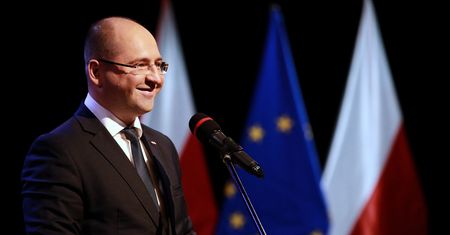 Wyniki wyborów do Europarlamentu 2019. Adam Bielan stanowczo o "silnej frakcji"