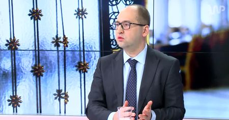 Senatorowie sypiają w drogich hotelach. W ramach wykonywania obowiązków