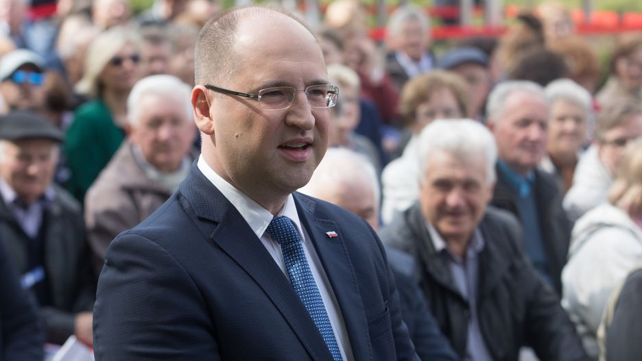 Adam Bielan podczas Pikniku Patriotycznego w Pułtusku, maj 2019 r.