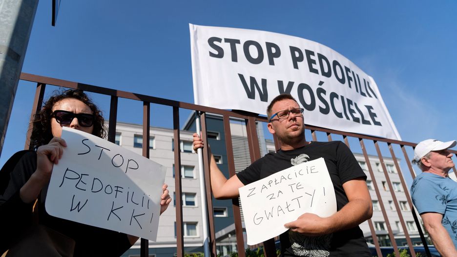 Protest przed sądem, który zajmował się sprawą Katarzyny