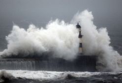 Tropikalny sztorm Maria na Atlantyku przybiera na sile