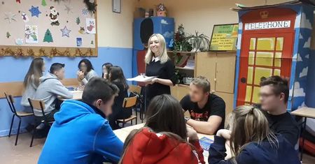 Polka nominowana do "szkolnego Nobla". Ma genialny sposób na nauczanie
