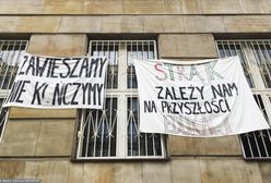 Strajk Nauczycieli 2019. W szkołach w Warszawie i w całym kraju rusza strajk włoski. Sprawdź, co oznacza dla nauczycieli i uczniów