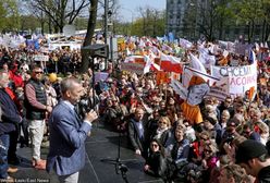 Strajk nauczycieli. Kolejna manifestacja i przemarsz ulicami Warszawy