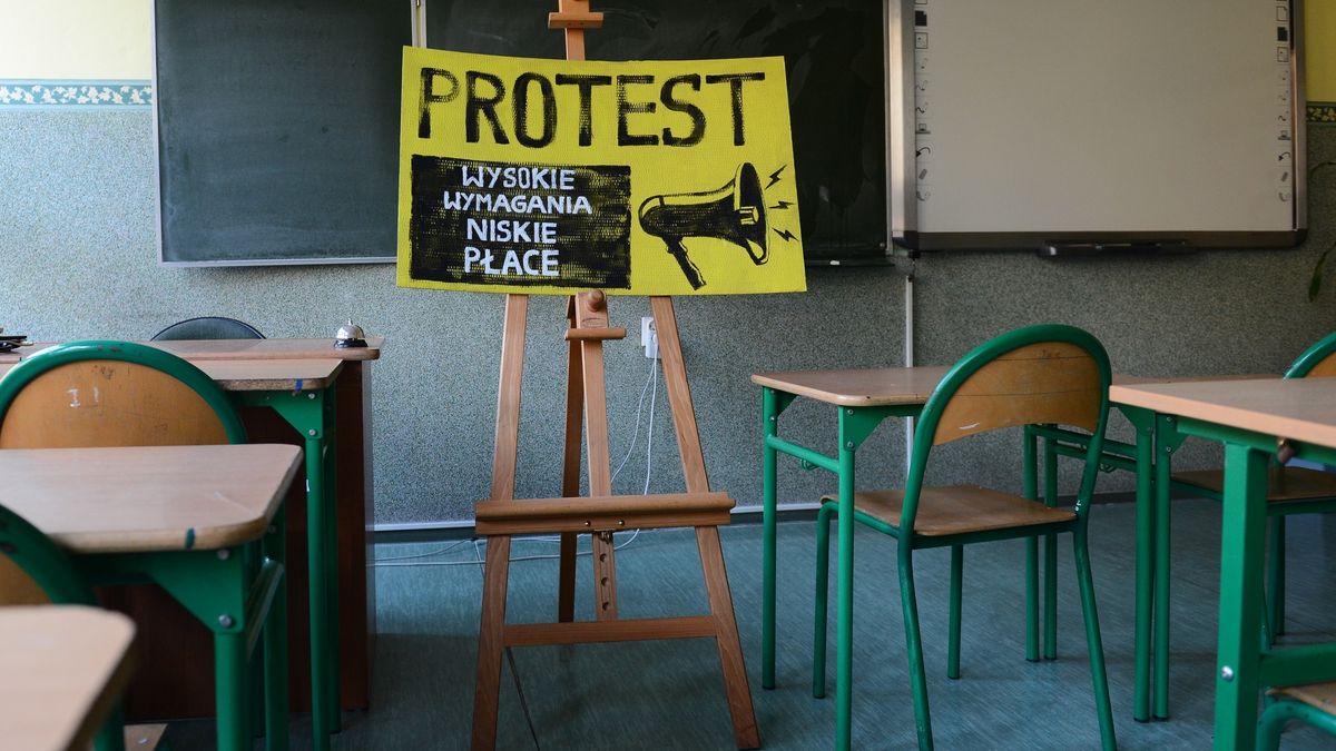 Strajk nauczycieli. ZNP apeluje do uczniów