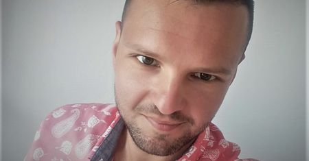 "Nie chodzi tylko o kasę". Nauczyciel: walczymy o wasze dzieci [OPINIA]