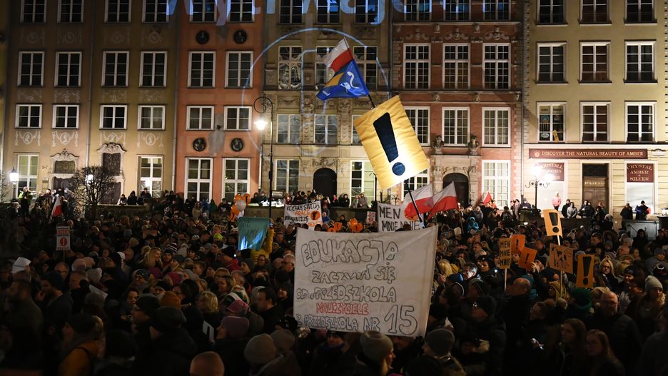 Na Długim Targu zgromadziło się ok. 800 osób