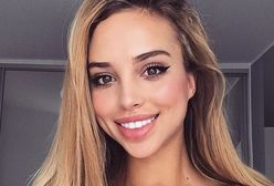 Veronica Bielik kusi w różowym bikini. Czapka z daszkiem to najbardziej kryjący element tej stylizacji