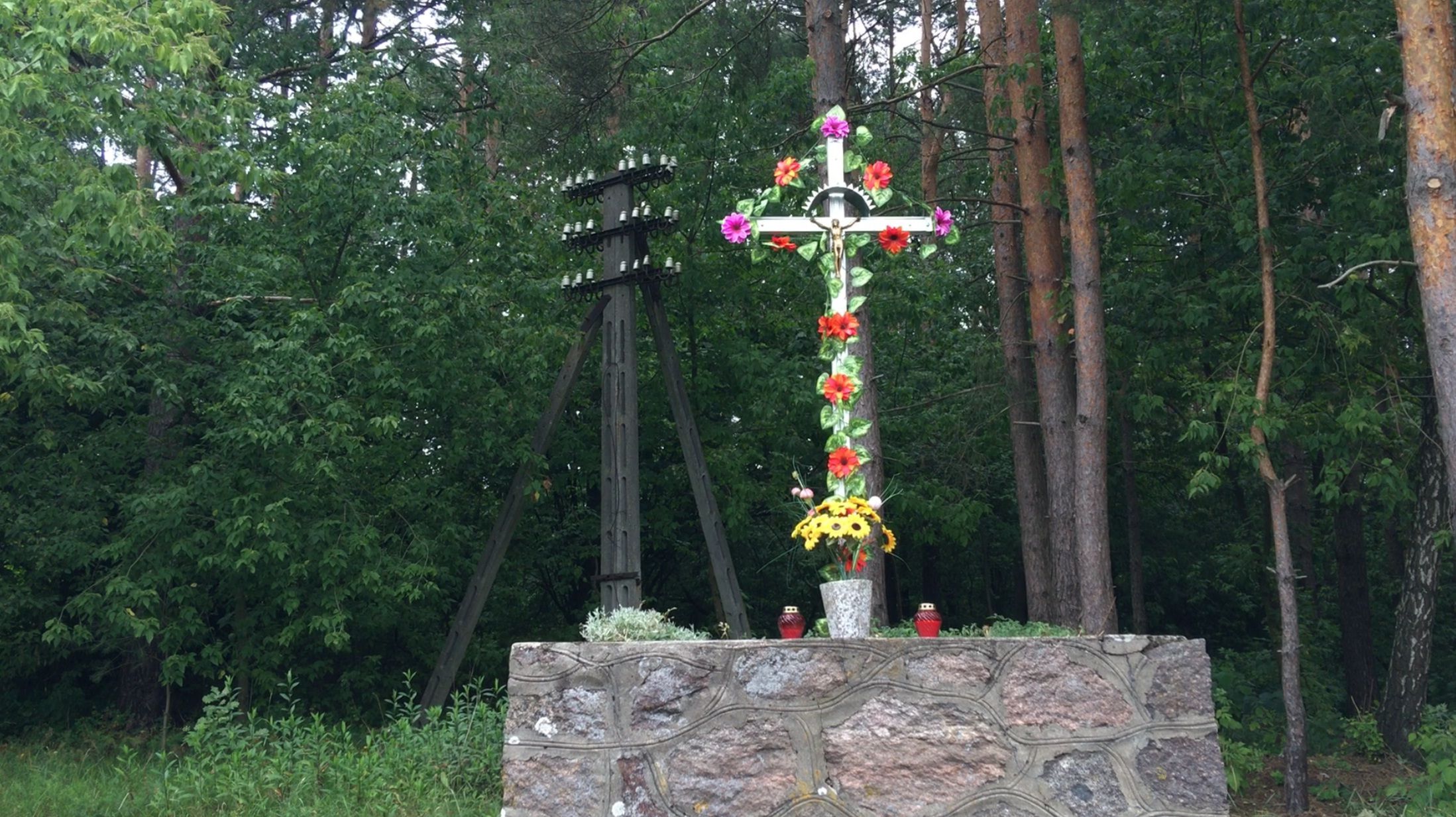 Kapliczka w Kuleszach Kościelnych 