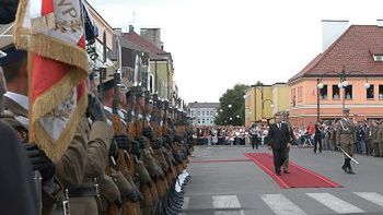 Uroczystości w Wieluniu z udziałem prezydenta Aleksandra Kwaśniewskiego