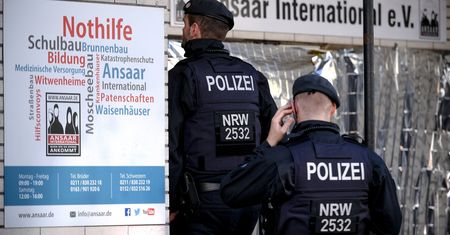 Obława w Niemczech. Śledztwo ws. pieniędzy dla islamistów