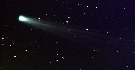Zobacz śmierć komety. Sonda SOHO uwieczniła pierwszy taki moment w tym roku [Wideo]