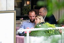 Zakochana Doda w opiekuńczych uściskach Emila Stępnia. Jak ona na niego patrzy