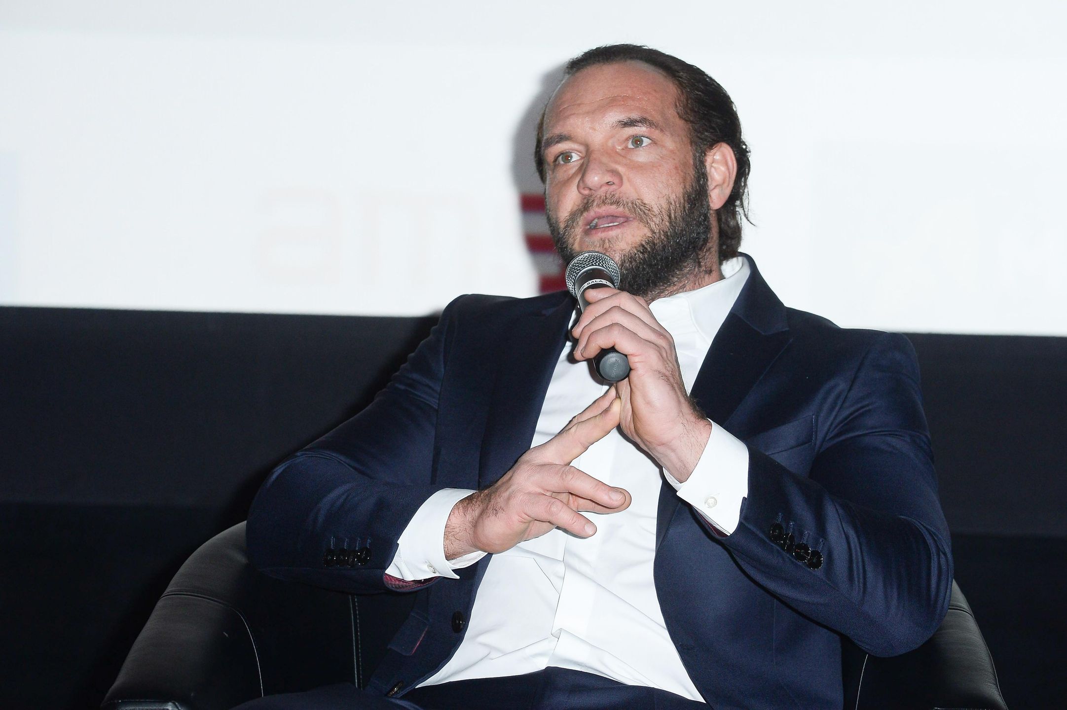 Emil Stępień jest mężem Dody i producentem filmowym