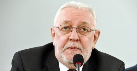 Wiadomo, na co poszły pieniądze dla Instytutu Lecha Wałęsy. Ogromna nagroda dla prezesa fundacji
