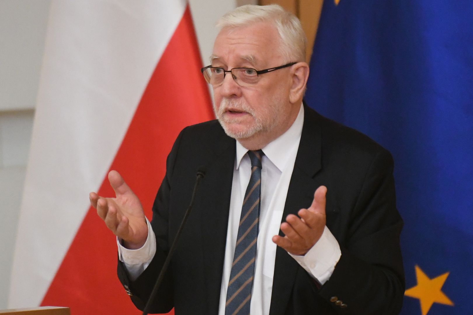 Jerzy Stępień ma usłyszeć zarzuty. Uczestniczył w wiecu PO