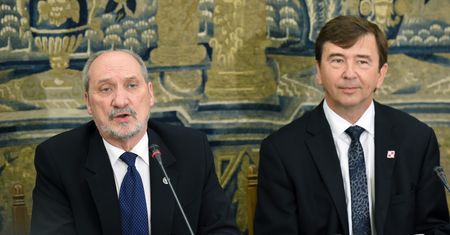 Binienda o ekspertach badających katastrofę smoleńską. "Docierają do nich groźby"