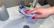 Wymieszaj z resztką napoju i spryskaj kran. Kamień i osad znikną