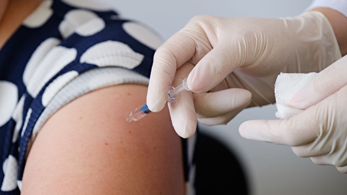 Brakuje szczepionek, najgorzej jest w kwestii tych przeciwko odrze, ospie i HPV