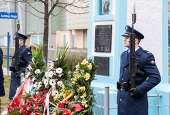 10 lat od śmierci policjanta Andrzeja Struja, ps. "Strusia". Odsłonięto pamiątkową tablicę