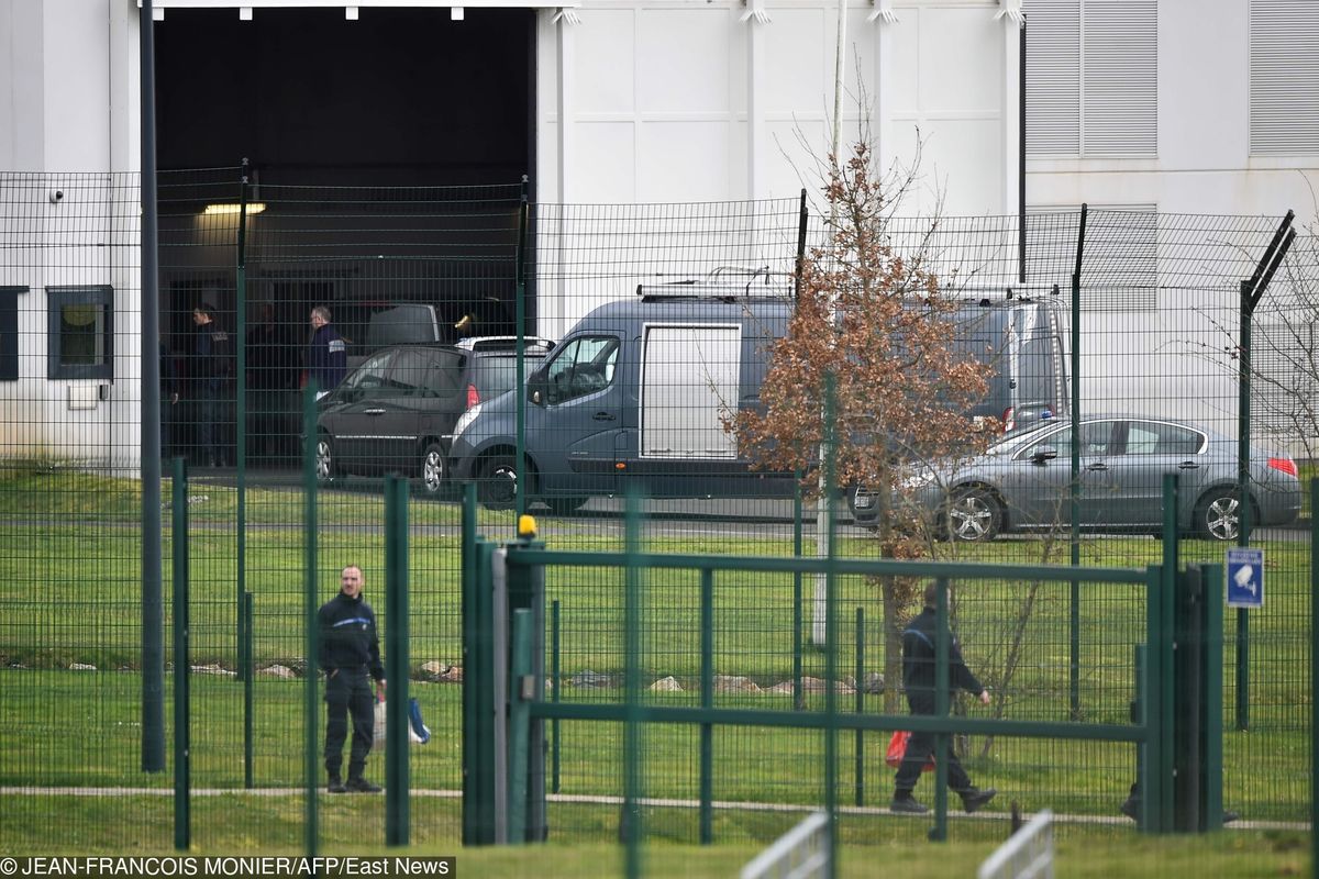 Atak terrorystyczny we Francji. Więzień wziął zakładniczkę