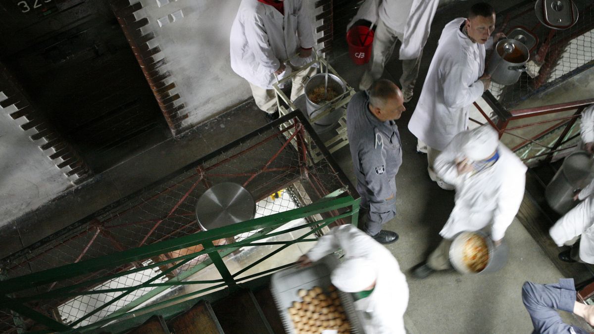 Przedstawiciele Służby Więziennej chcieliby się spotkać z ministrem sprawiedliwości ws. wytycznych dotyczących postępowania z związku z zagrożeniem koronawirusem.