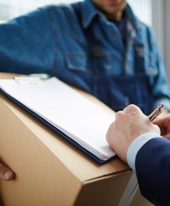 Nie przyjmuj podejrzanych paczek za pobraniem. To może być oszustwo