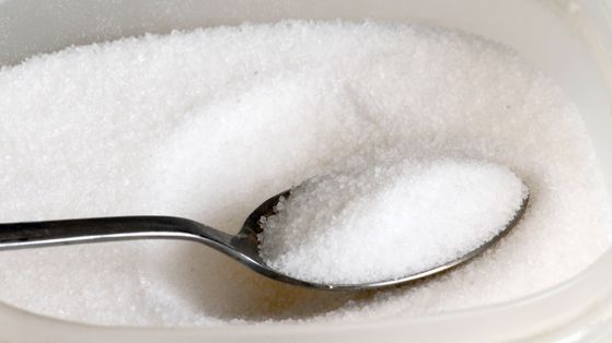 Podatek od cukru mógłby zniwelować różnice między żywnością słodzoną a zdrową