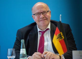 Niemcy "postawią na nogi" rosyjską gospodarkę. Deklaracja RFN i Rosji