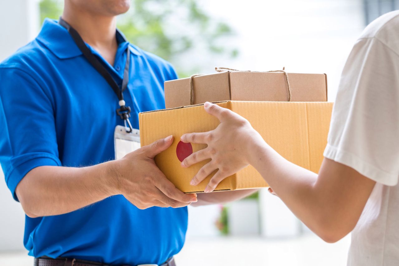 Kurierzy DPD i InPost zmieniają zasady. Wszystko w obawie o koronawirusa