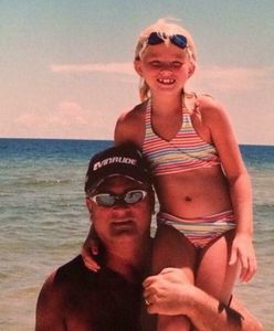 Wysyłał córce kwiaty na urodziny. Robił to przez 5 lat po swojej śmierci