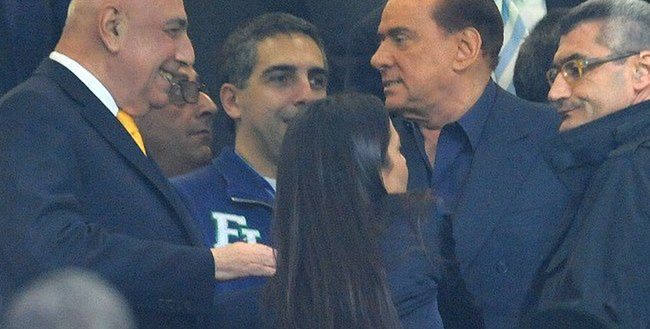Silvio Berlusconi - stary, ale jary! Po bunga-bunga czas na ślub