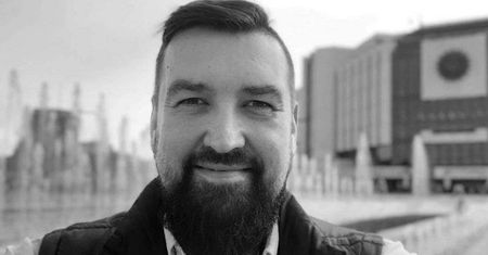 Wrocław: Nagła śmierć Daniela E. Groszewskiego – dziennikarza i wykładowcy