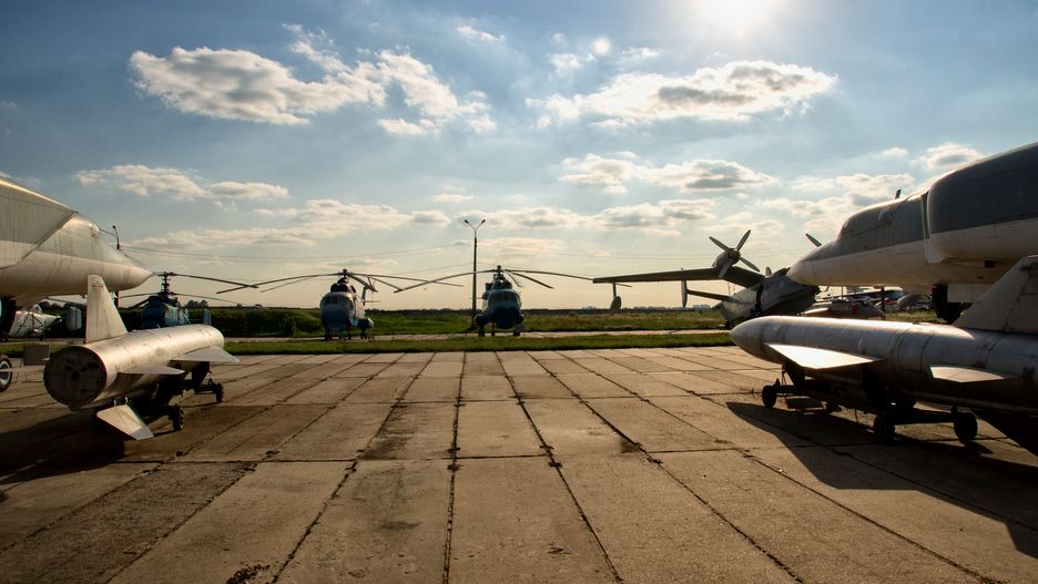 Afganistan - runął śmigłowiec z 25 osobami na pokładzie. Nikt nie przeżył. Talibowie przyznają się do ataku.