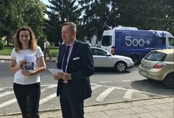 Pojechaliśmy w trasę z busem 500+. Sierpc walczy o setkę urodzin