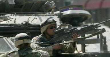 Irak: Amerykanie rozbierają wzrokiem