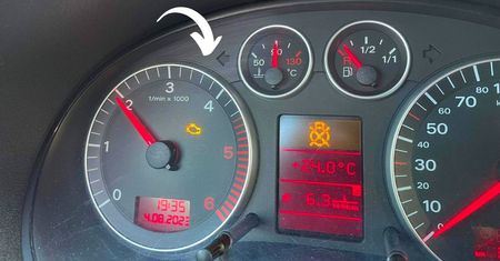 Widzisz czerwone pole na obrotomierzu? Od razu zdejmij nogę z gazu!