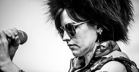 Molestowanie, anoreksja, próba samobójcza… Na jaw wychodzą mroczne tajemnice Dolores O'Riordan z The Cranberries