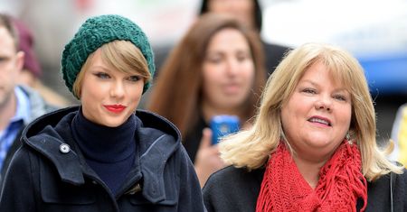 Taylor Swift przechodzi trudny czas. Jej mama choruje na raka mózgu