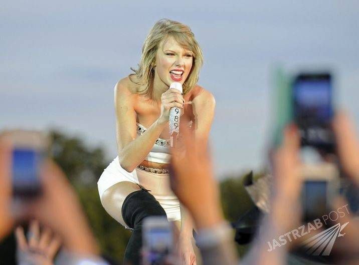 Taylor Swift podbija chiński świat mody [WIDEO]