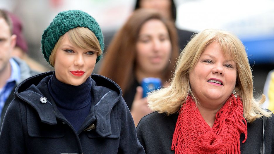 Mama Taylor Swift cierpi na raka mózgu