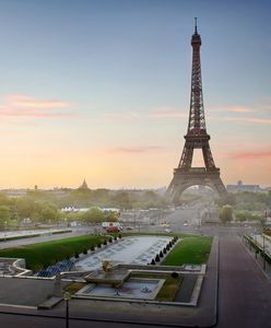 Wieża Eiffla ponownie otwarta