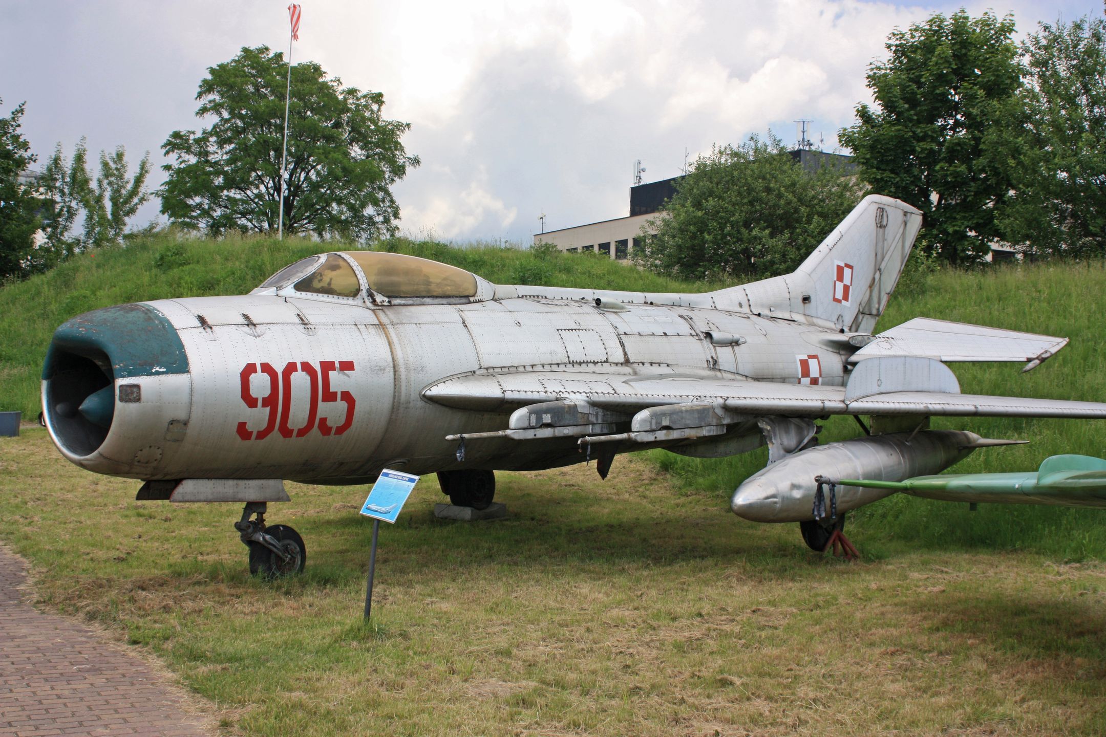 Opracowany w 1955 roku samolot myśliwski MiG-19 (na fotografii egzemplarz używany w Polsce) 