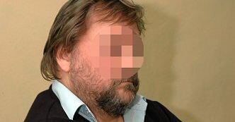 Pościg na Pradze: kula utkwiła w kieszeni podejrzanego